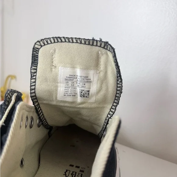 Converse Chuck Taylor All Star Platform Low Top Black White – Women’s Size 7.5 - Picture 12 of 14